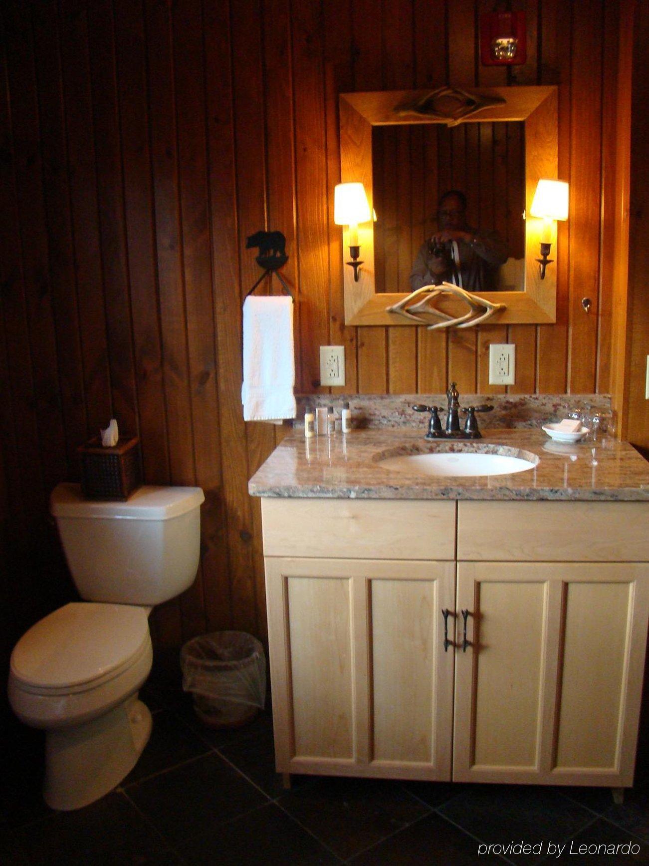 Finger Lakes Lodging Skaneateles Szoba fotó